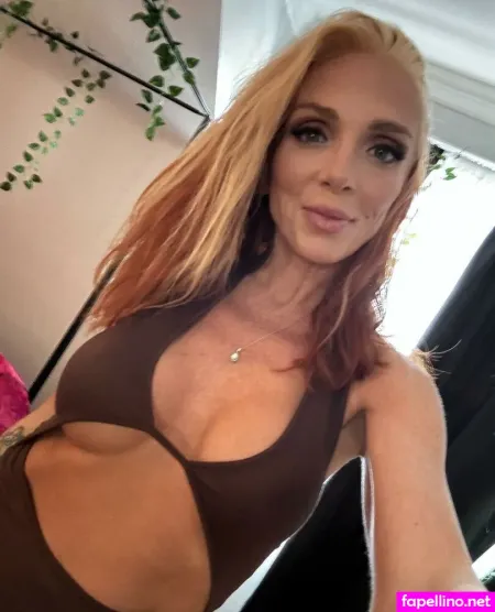 Celeste86 OnlyFans Thumbnail #Y5wXUJgX88