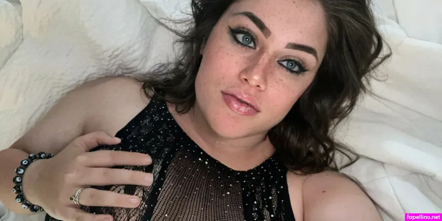 Celestearrana OnlyFans Thumbnail #35o9TlV7SI