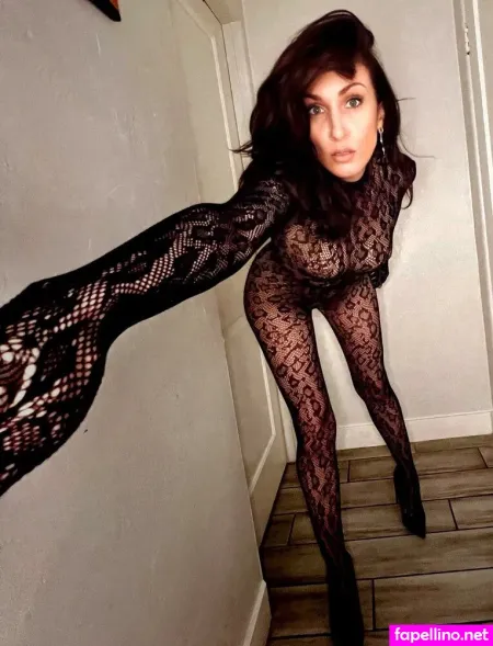 Celestevalantina OnlyFans Thumbnail #5Ns3R4ezlg