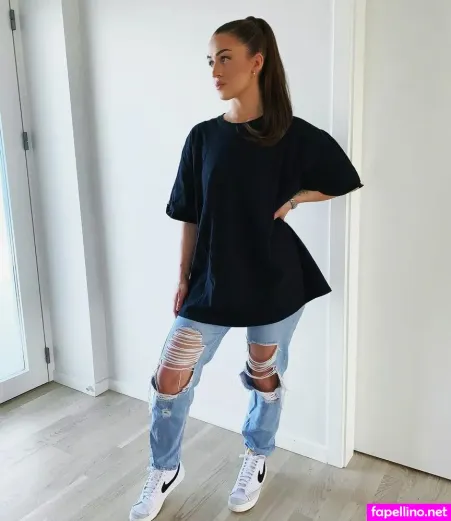 Celie Josefine OnlyFans Thumbnail #mkXQE0eoca