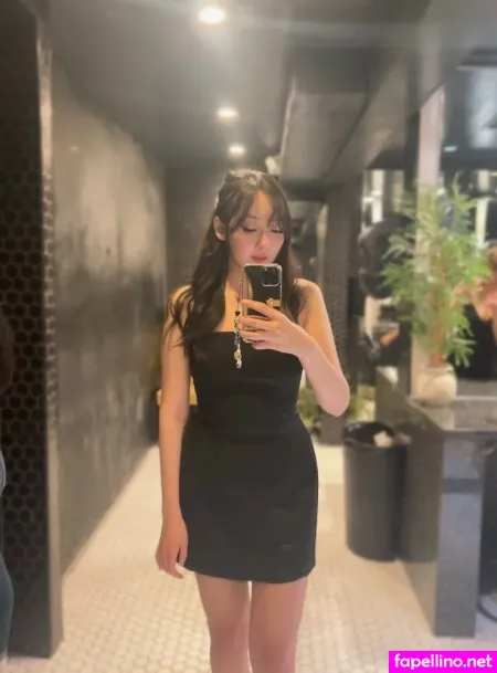 Celina Ceweina OnlyFans Thumbnail #0b4njS0wr4