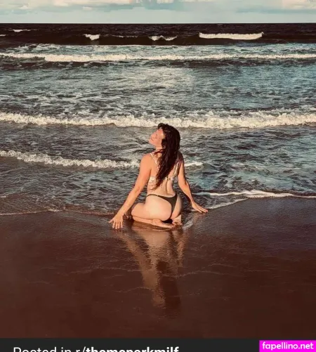 Celina19899 Main Profile Photo