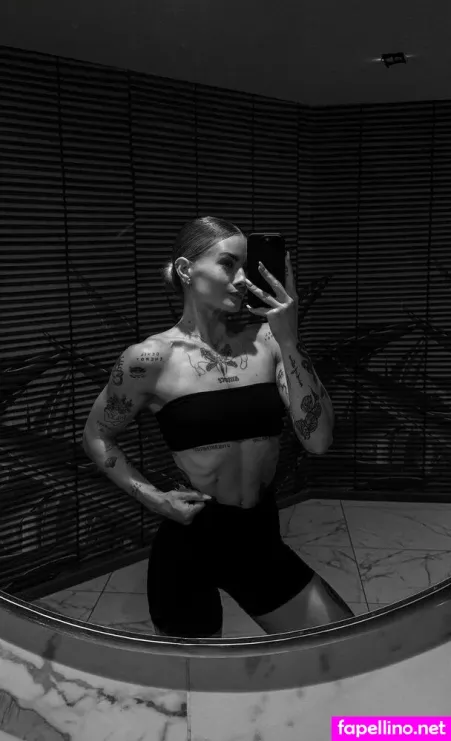 Celine Chiara Schumer OnlyFans Thumbnail #hSzZN9b2wN