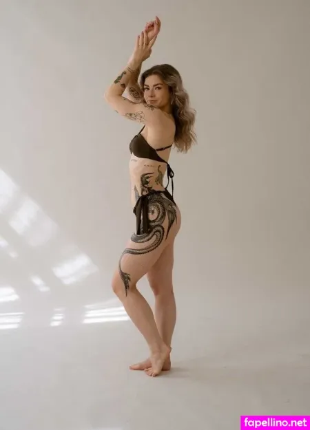 Celine Chiara Schumer OnlyFans Thumbnail #l4GMotqCgE