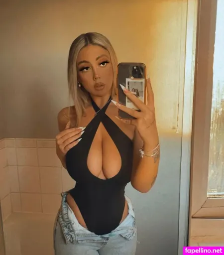 Celine Freeman OnlyFans Thumbnail #xEiZhF2xXx