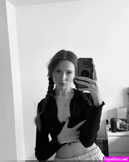 Celine Hamann 9 OnlyFans Thumbnail #gReEqFcKT0