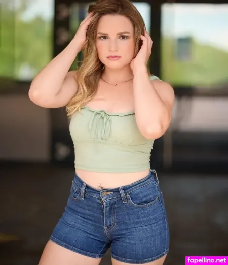 Celine R OnlyFans Thumbnail #rjNPFchDVg
