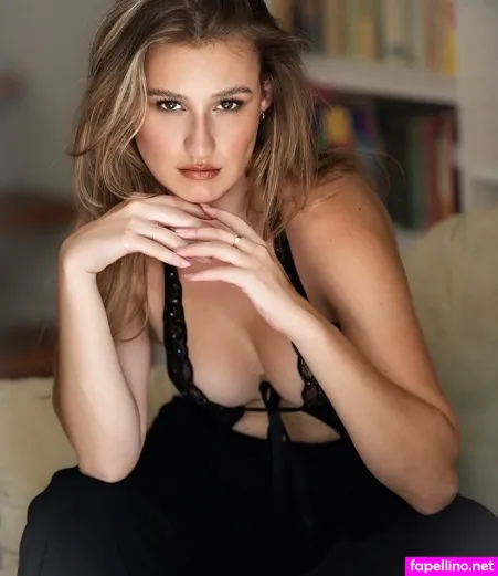 Celine Zed Main Profile Photo