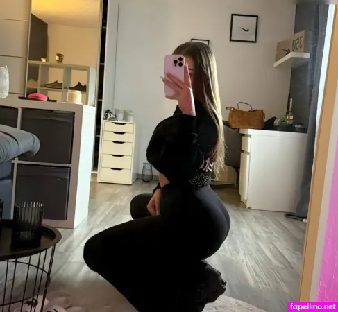 Celinegbl OnlyFans Thumbnail #NfMbv4iMzt