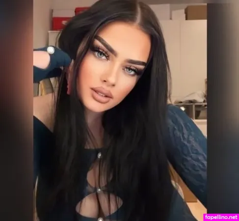 Celinejjc Cjjenilec Celinejjjc OnlyFans Thumbnail #274AHdv6xw