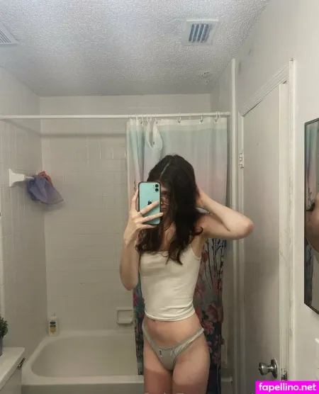 Celqeste OnlyFans Thumbnail #L1YE9D7TuX