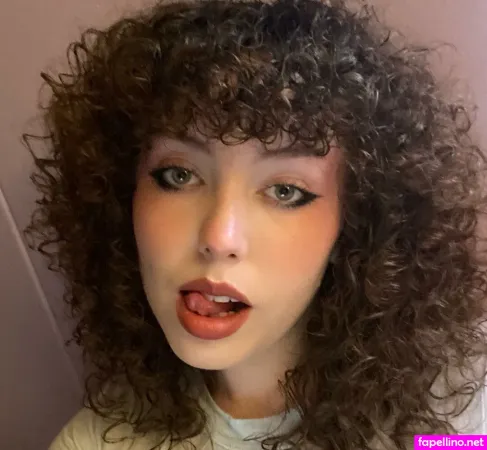 Cemeteryofbesos OnlyFans Thumbnail #P8NMoWUa20