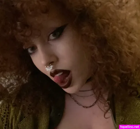 Cemeteryofbesos OnlyFans Thumbnail #SzjEZBOo2O