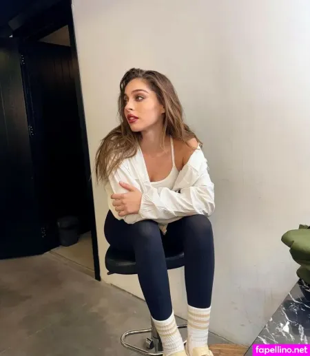 Cemre Baysel OnlyFans Thumbnail #Sc05ZnQyld