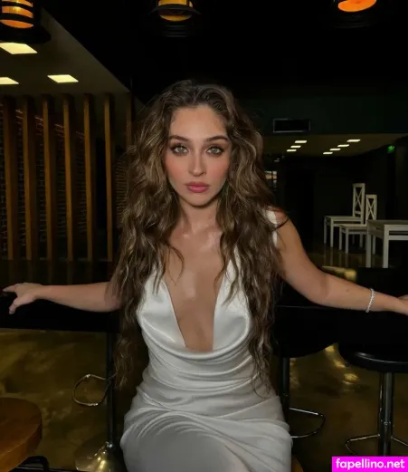 Cemre Baysel OnlyFans Thumbnail #WaLSdaopyU