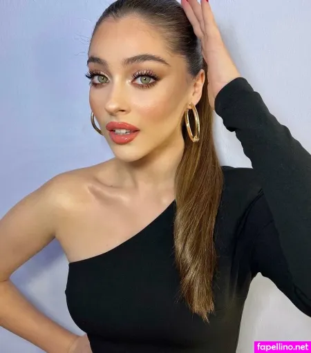 Cemre Baysel OnlyFans Thumbnail #XiA2kWKiUu