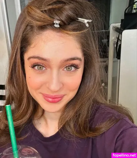 Cemre Baysel OnlyFans Thumbnail #yCmb9sy5Hq