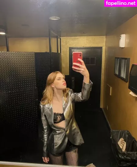 Cera Gibson OnlyFans Thumbnail #efi1M6mwAy