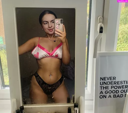 Cezel OnlyFans Thumbnail #oIem1bWIsV