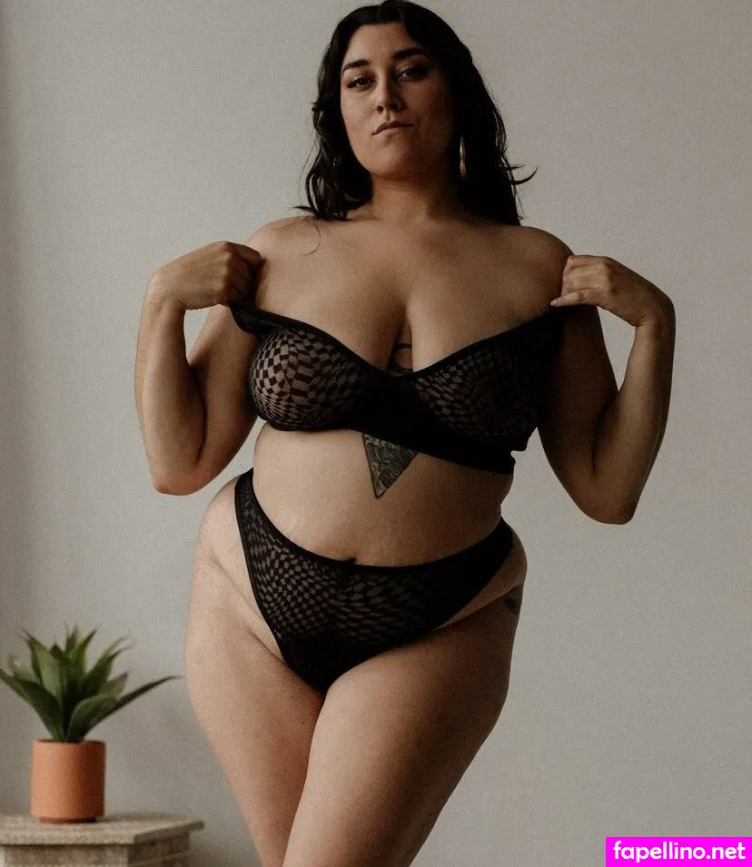 chachamama, chachamamaburlesque Nude Leaked OnlyFans Photo #EHINLhfvWB