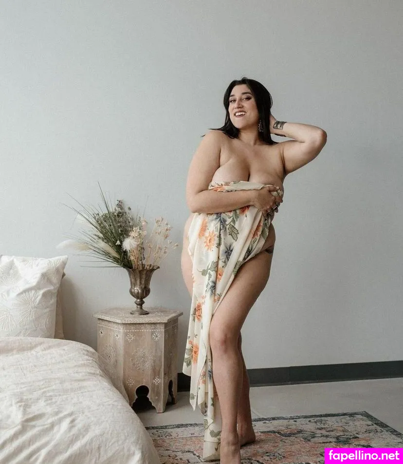 chachamama, chachamamaburlesque Nude Leaked OnlyFans Photo #zMS98sbTFQ