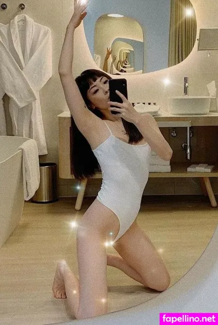 Chacha Huang OnlyFans Thumbnail #XziZV8XXnY
