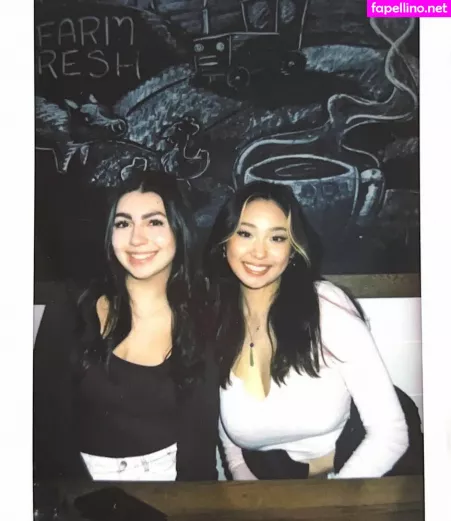 Chaela OnlyFans Thumbnail #H8nj2T70Ar