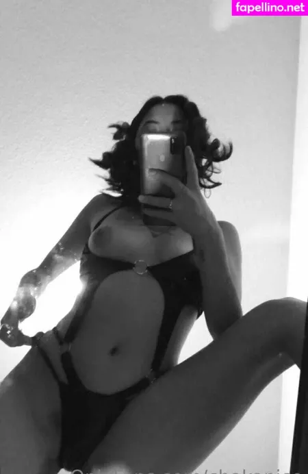 Chakanice OnlyFans Thumbnail #Ew64NbWUWj