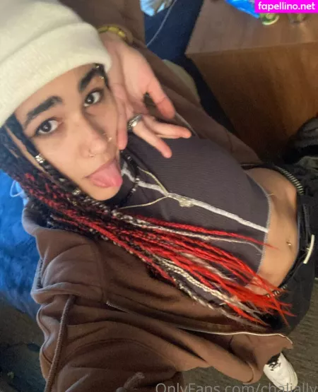 Chalially OnlyFans Thumbnail #9Gg7VPMPi5