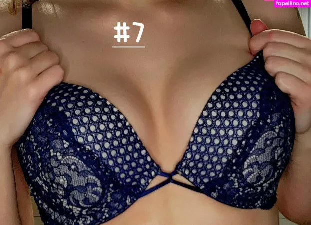 Chamomileforbed OnlyFans Thumbnail #R8kQ4J25xK