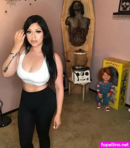 Champagne Chronicles OnlyFans Thumbnail #tEoL6I5ibb