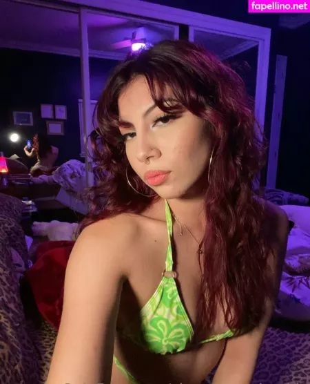 Champagnebaybie OnlyFans Thumbnail #9NvNCSZAgs