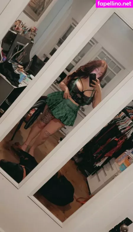 Champagnepetti OnlyFans Thumbnail #KkAt7Z8GFC