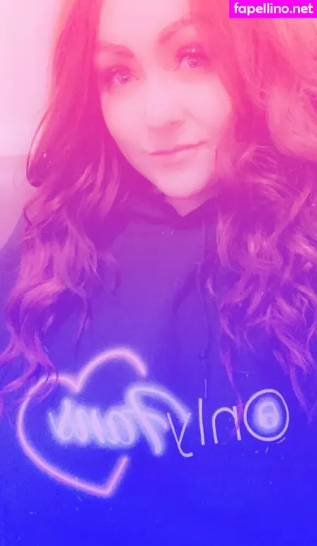 Champagnepetti OnlyFans Thumbnail #p2rjmS3FK8