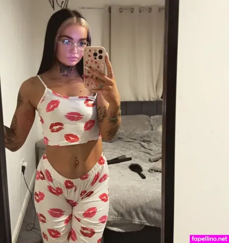 Chan Morleyx Chantelle OnlyFans Thumbnail #249rQJwMnQ