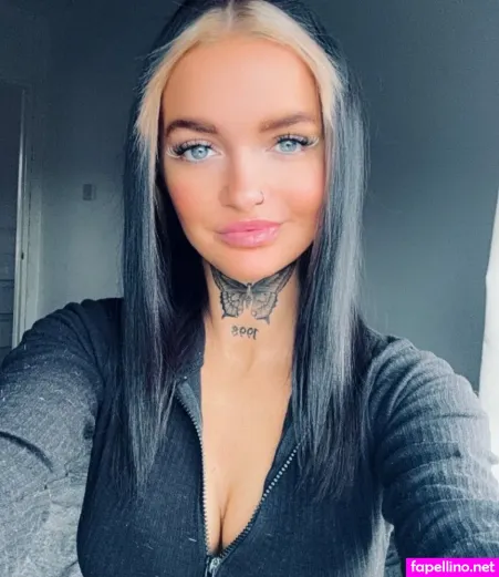 Chan Morleyx Chantelle OnlyFans Thumbnail #PcQlkxW68X