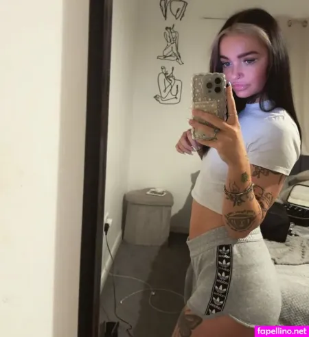 Chan Morleyx Chantelle OnlyFans Thumbnail #g8F1btoDDx