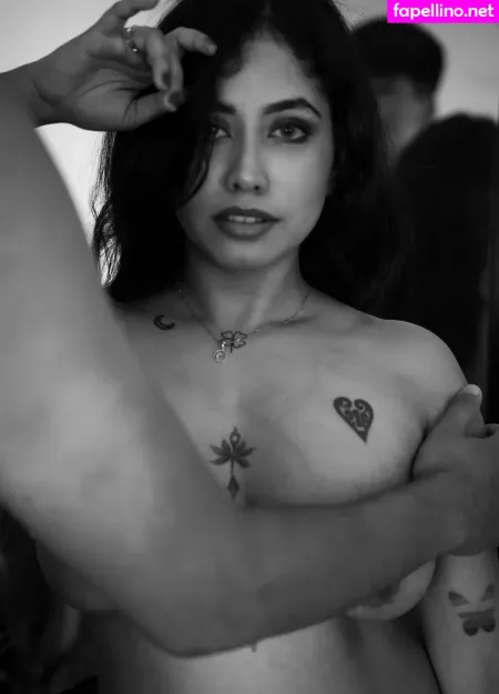 Chandrika Passionica 2 OnlyFans Thumbnail #24ZbXrz8X8