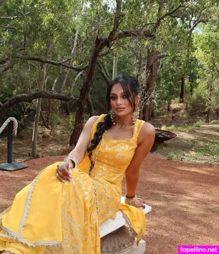 Chandrika Ravi OnlyFans Thumbnail #fFfKSYOkcd