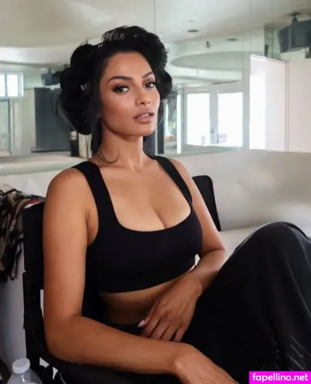 Chandrika Ravi OnlyFans Thumbnail #hTKX5Urz3Z