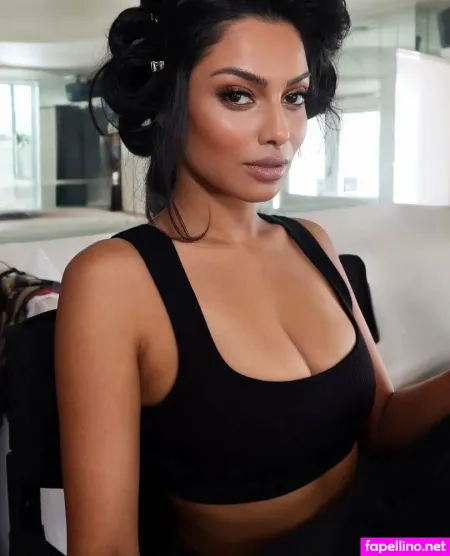 Chandrika Ravi OnlyFans Thumbnail #mDQ688Vr4w