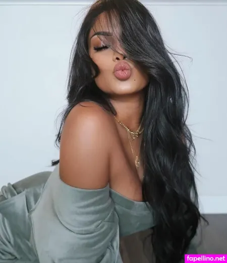 Chandrika Ravi OnlyFans Thumbnail #wdlNFsVLDi