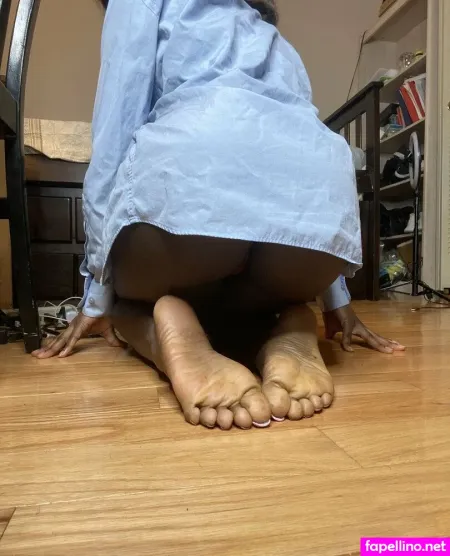 Chanel Feet23 OnlyFans Thumbnail #9svlwa1Cyb