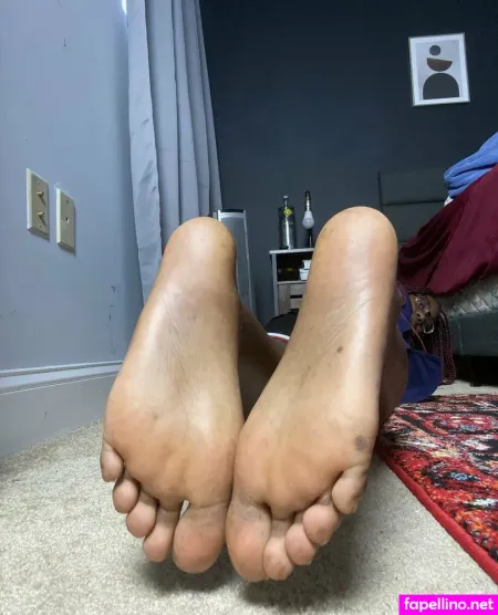 Chanel Feet23 OnlyFans Thumbnail #MCn9PKkr7y