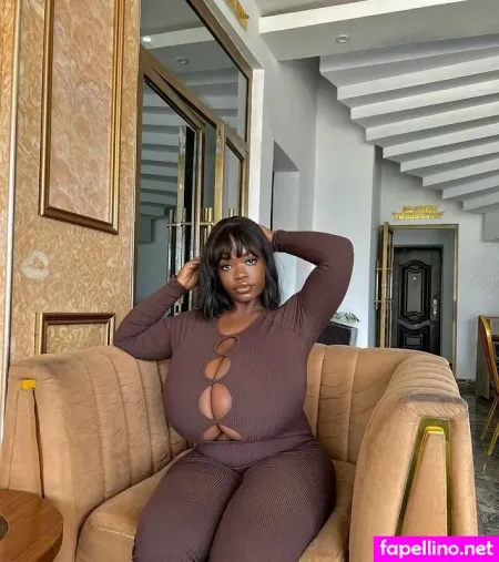 Chanel La Croix OnlyFans Thumbnail #0UXmFeAnur