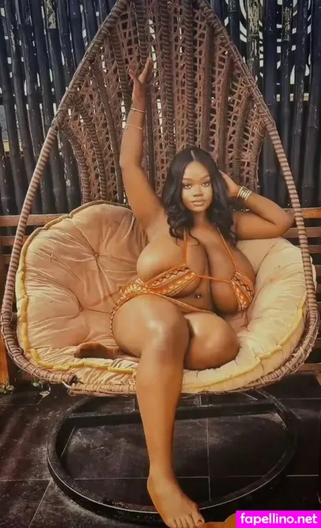 Chanel La Croix OnlyFans Thumbnail #DIlxCzMMiu