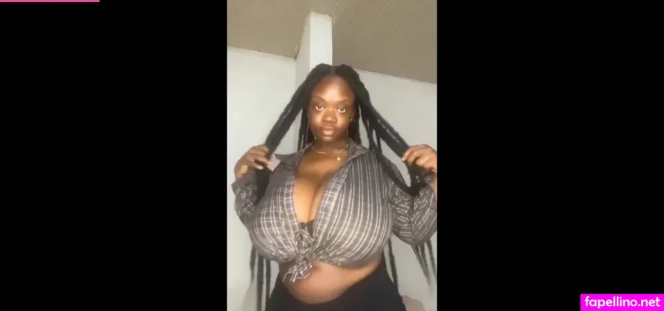 Chanel La Croix OnlyFans Thumbnail #azHU9p5ouZ