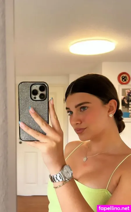Chanel Silberberg OnlyFans Thumbnail #1krv08O8PL