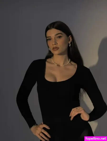 Chanel Silberberg OnlyFans Thumbnail #WXTQ7RMJf1