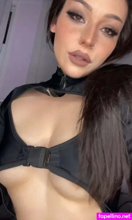 Chanelamorfree OnlyFans Thumbnail #znHf77QMzC